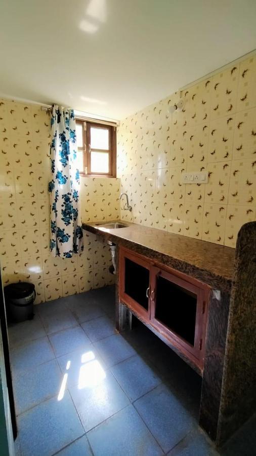 Shrushthee Guest House Vagator Ngoại thất bức ảnh